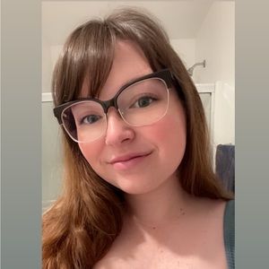 Meet your Posher, Deana